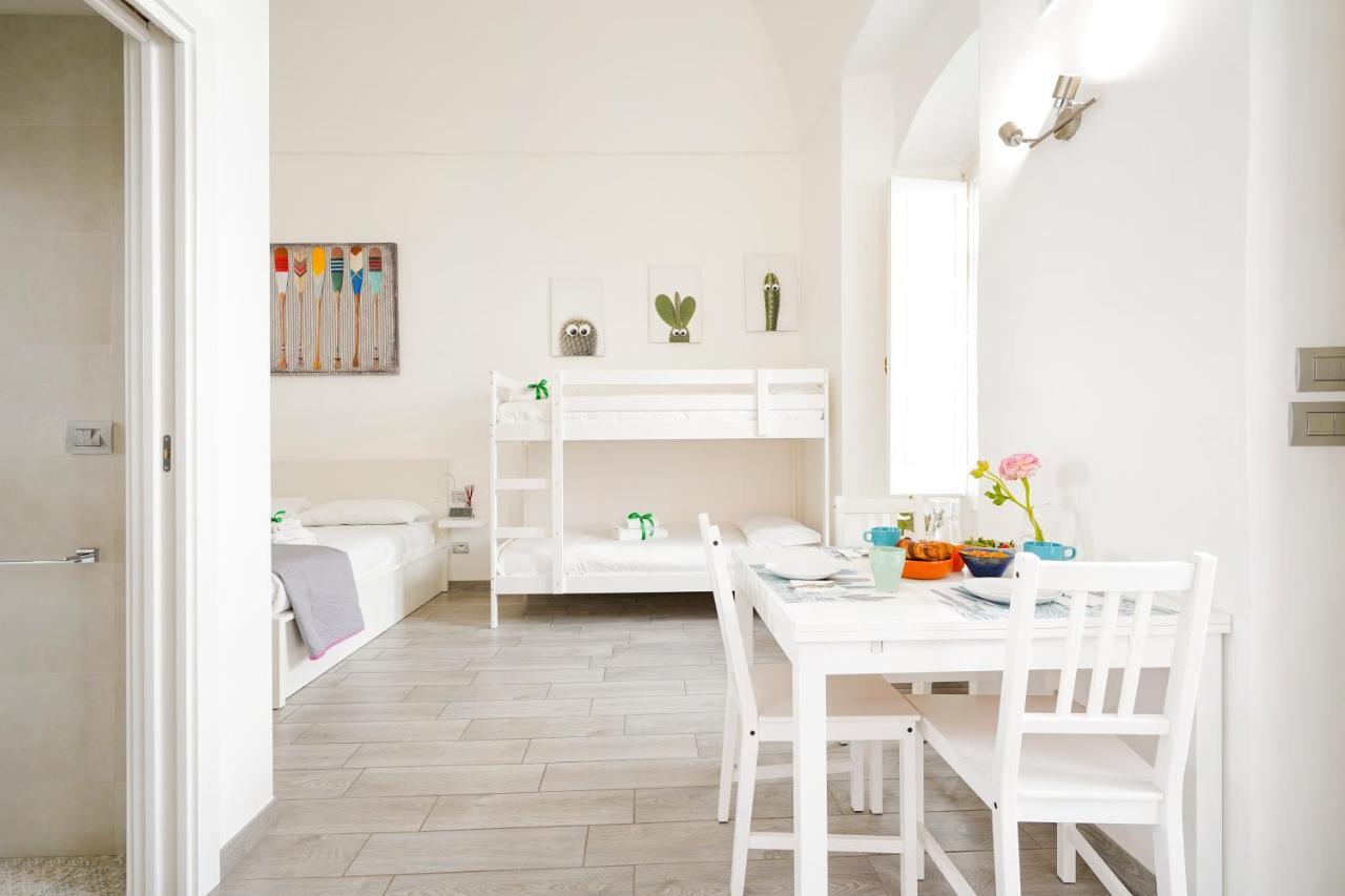 I 20 Archi Apartments モノーポリ エクステリア 写真