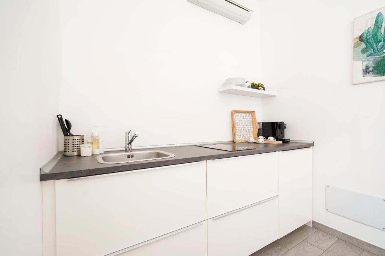 I 20 Archi Apartments モノーポリ エクステリア 写真