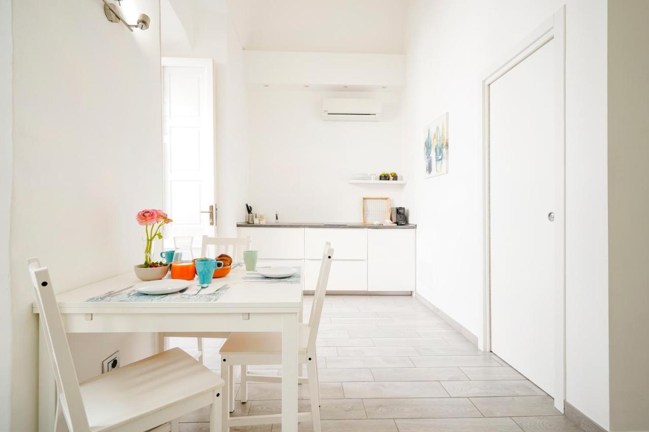 I 20 Archi Apartments モノーポリ エクステリア 写真